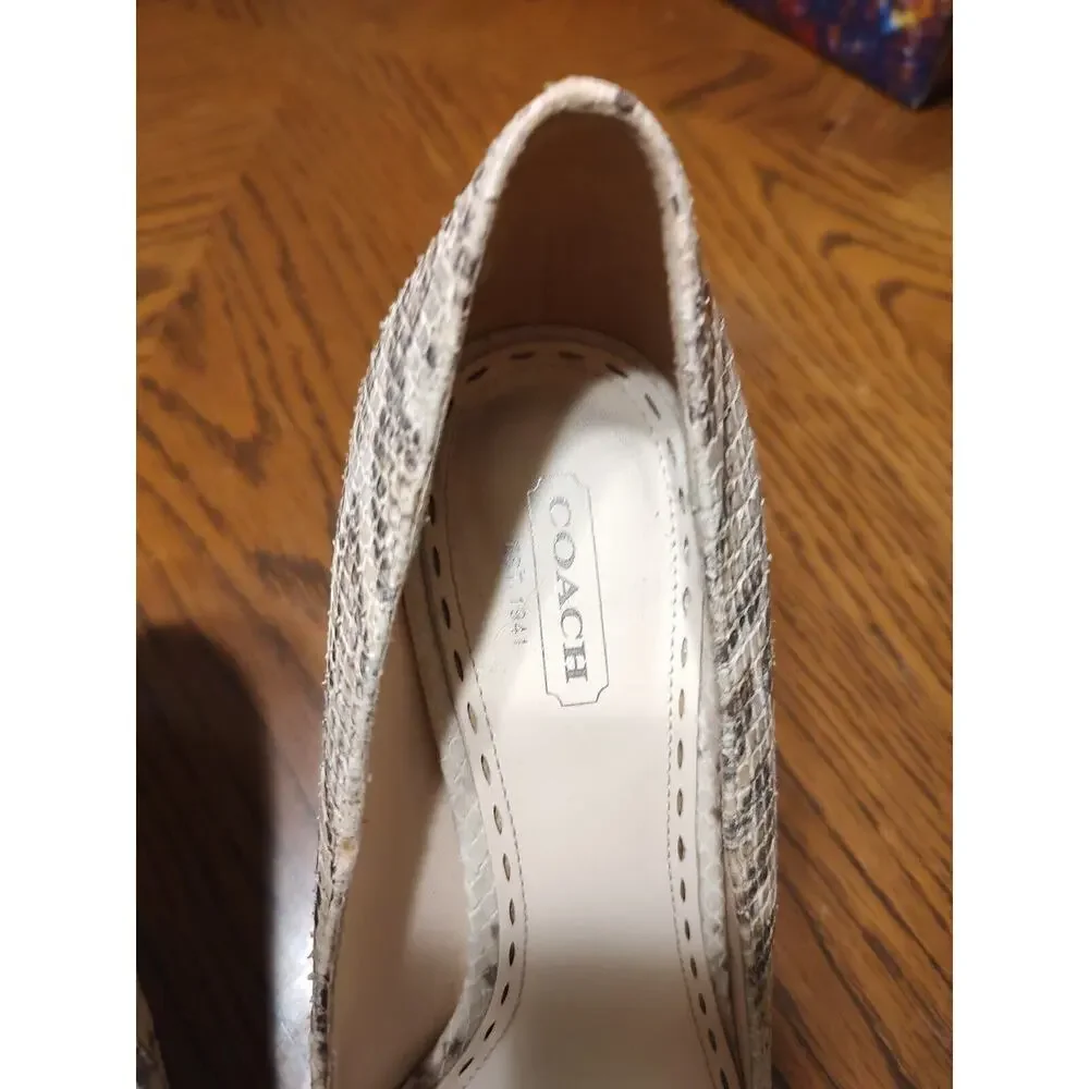 COACH‎ Snakeskin Textured Leather Pumps Heels Size 8.5 B EUC